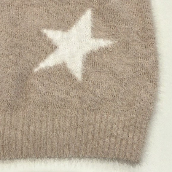 Pink & White Crew Neck Oversized Sweater with Star Pattern - Picture 9 of 10